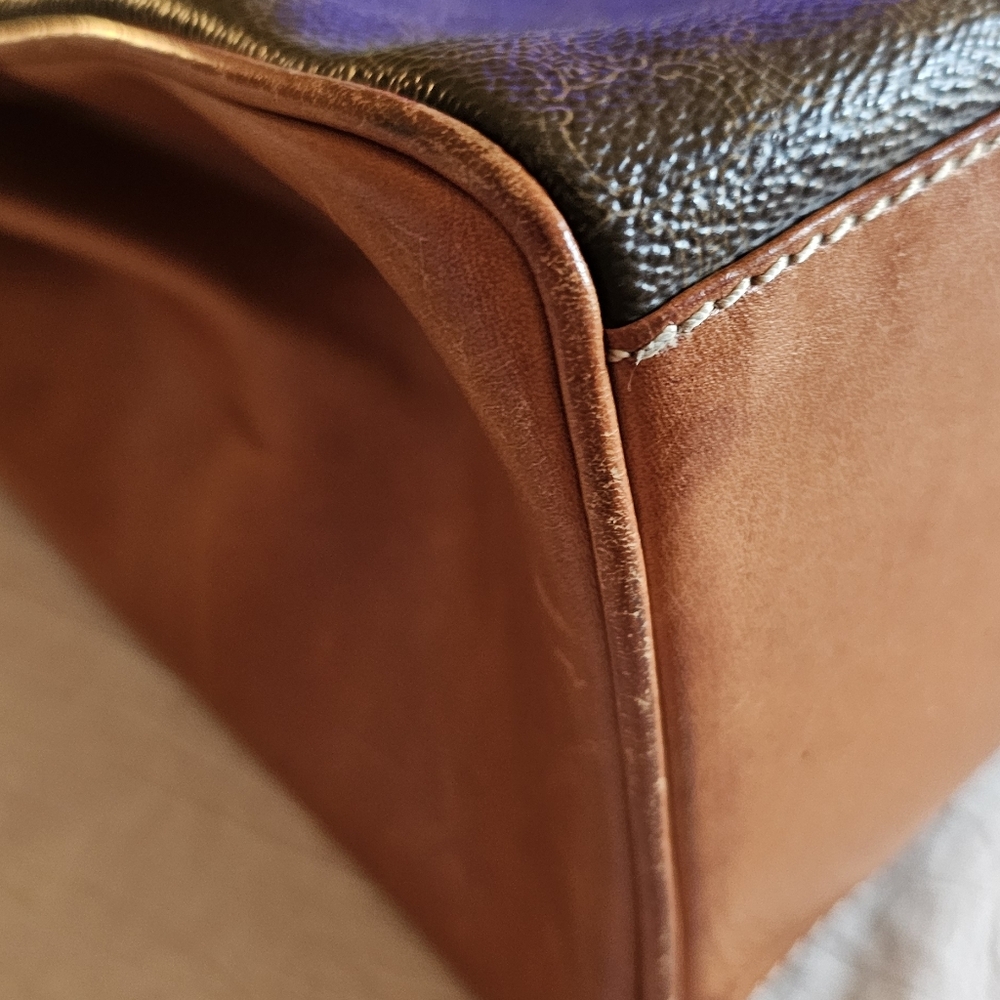 Authentic Celine Handbag - Picture 13 of 16